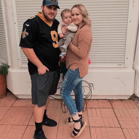 Meet Your Posher - Picture 3 of 5